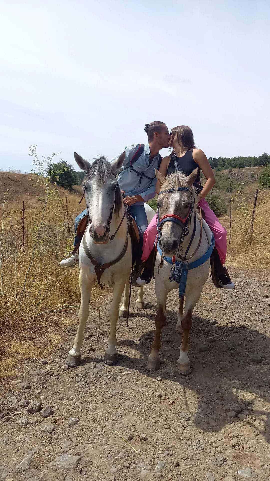 Reiter auf Pfad im Iblei-Gebirge